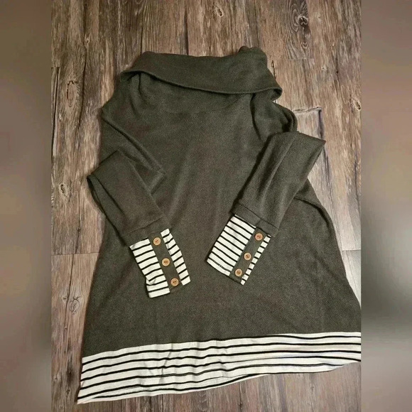 Lovely Melody Cowl Neck Stlye Olvie Long Sleeve - Picture 2 of 4